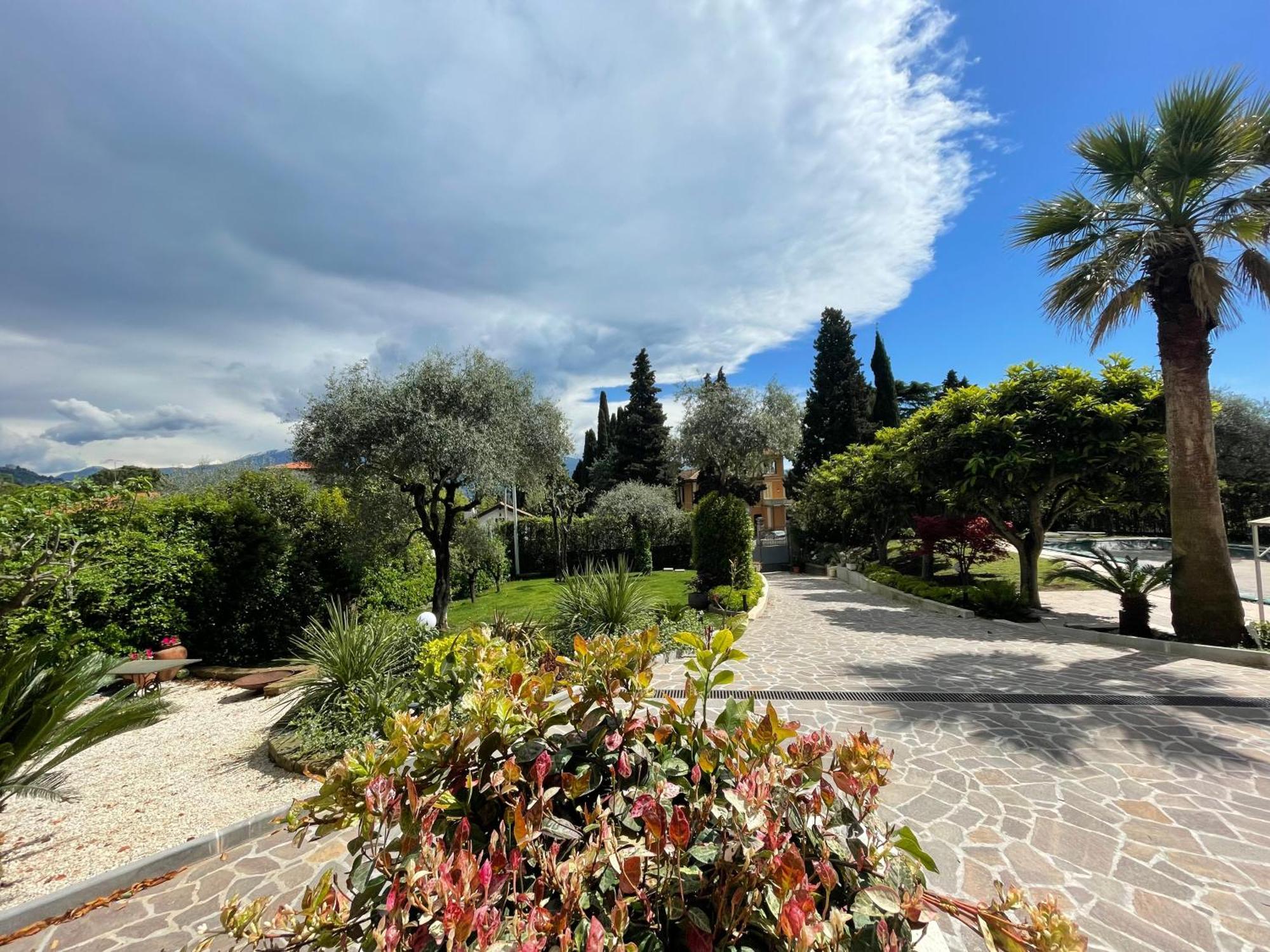 Villa Lou Toscolano Maderno Extérieur photo